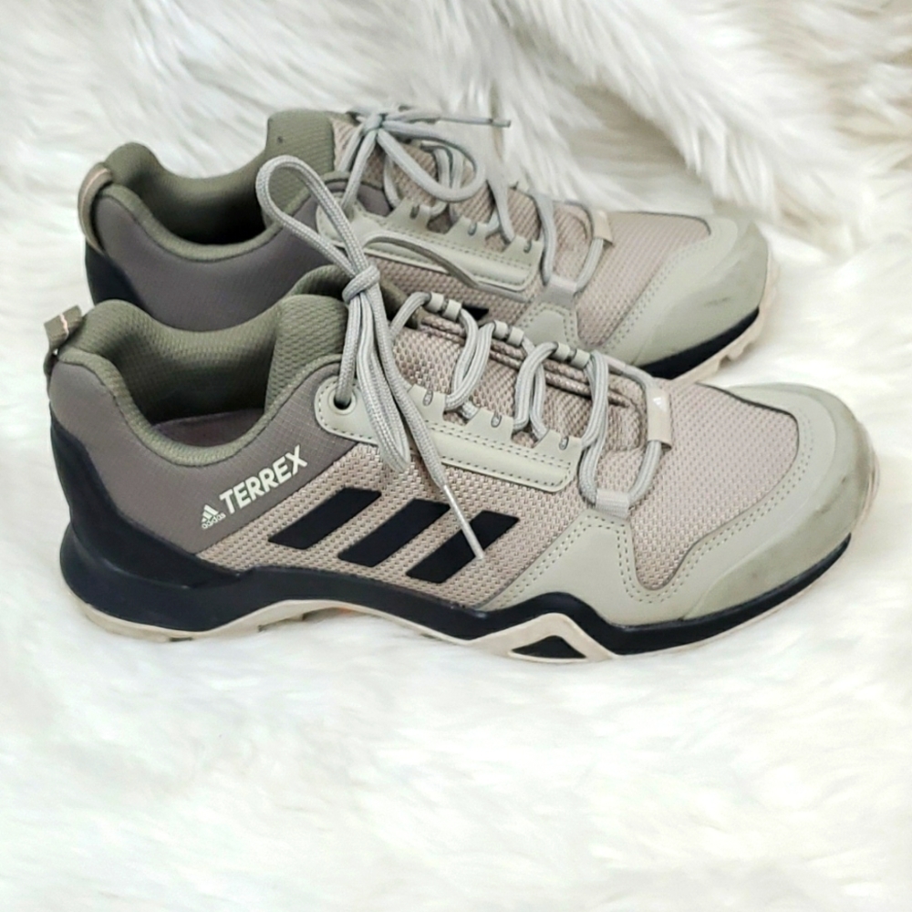Adidas Terrex Hiking Shoes Taupe Black Continental Soles Size 7